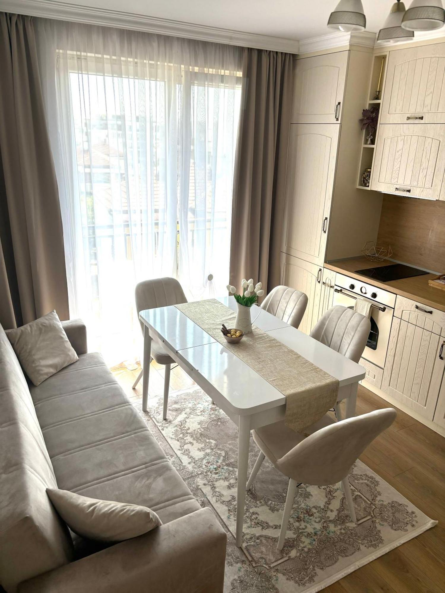 Triumph Apartment Burgas Exterior photo