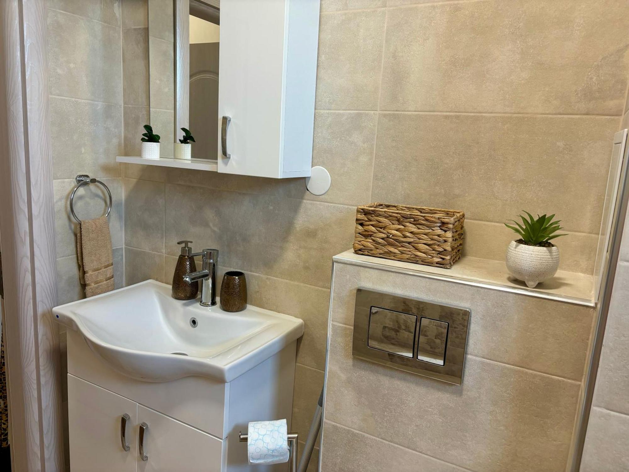 Triumph Apartment Burgas Exterior photo